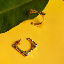 SMALL SQUARE HOOPS