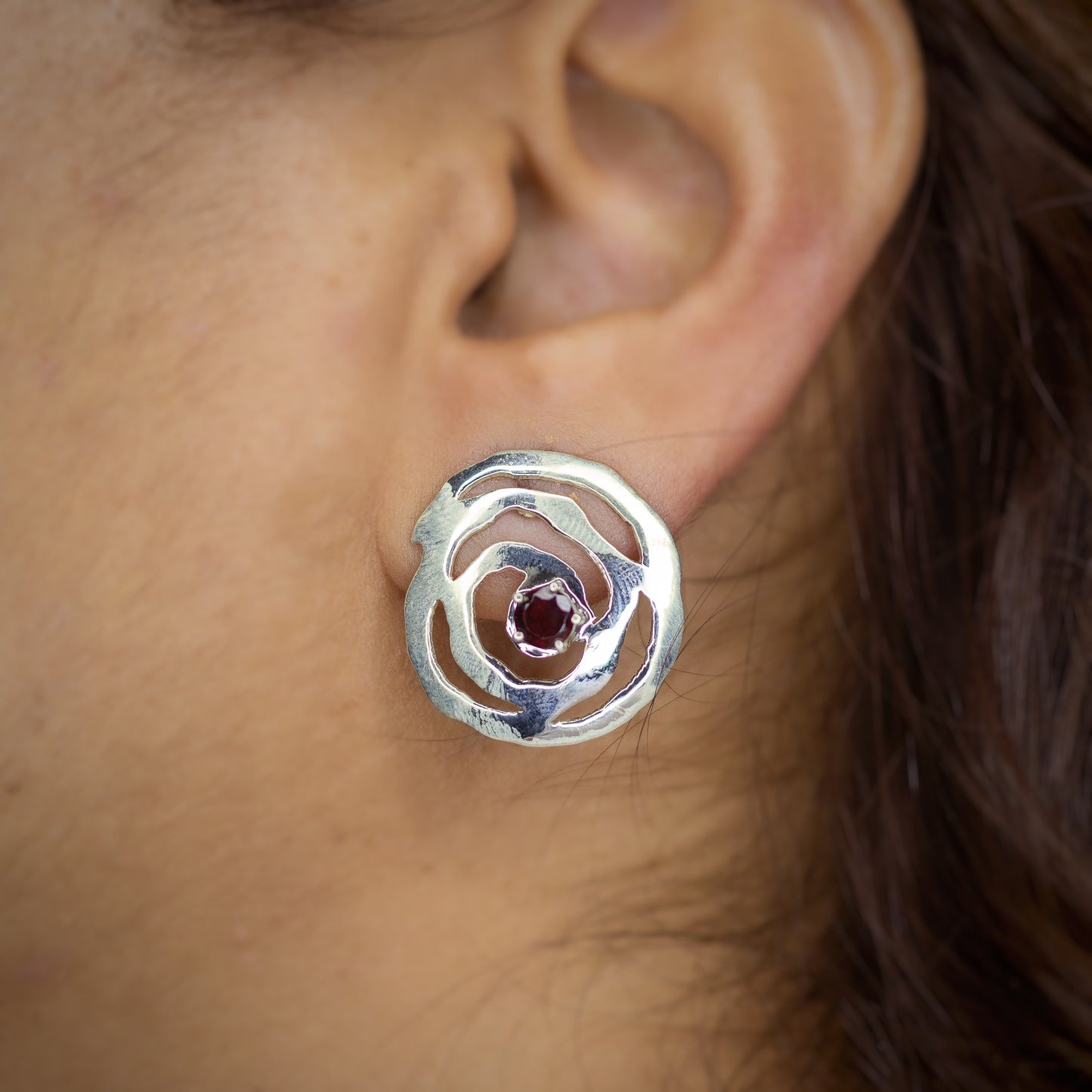 Spiral Stud