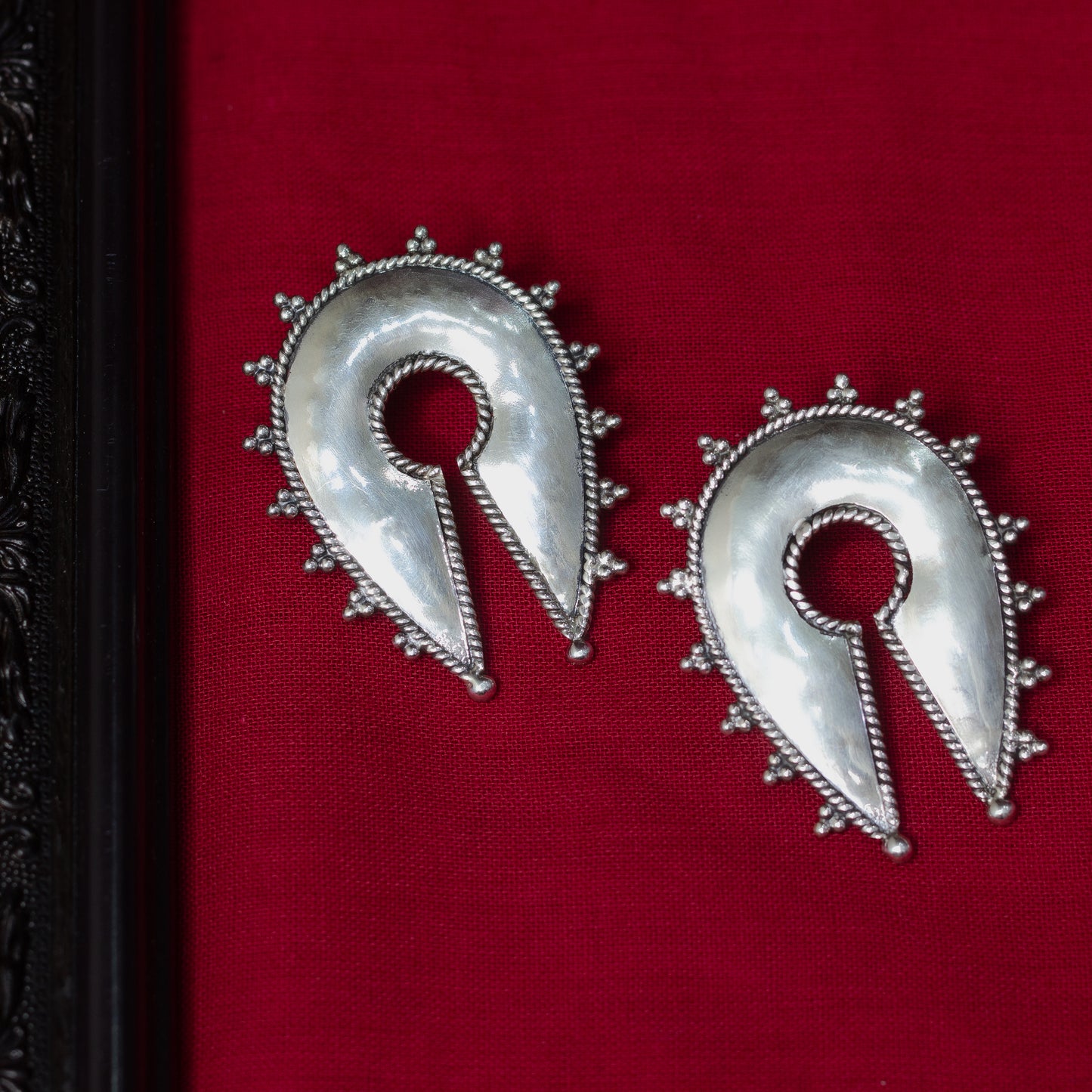 Horse Shoe Ear Studs