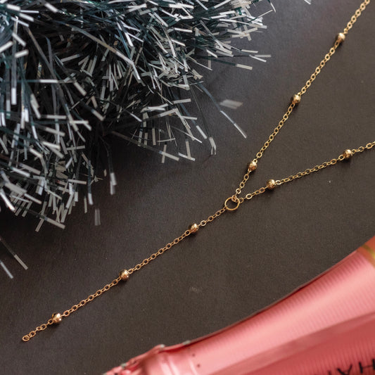 Multiple balls necklace