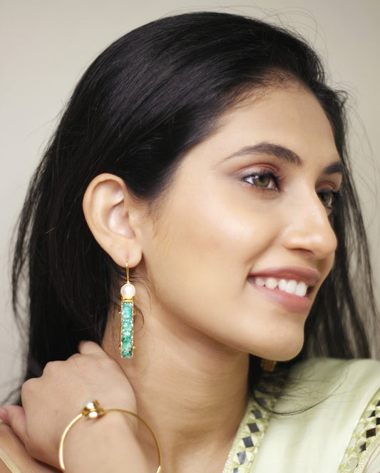 Long Droozy Green Earring - Gold Finish